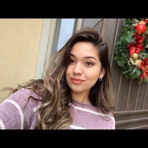 Meet your Posher, Anabelle